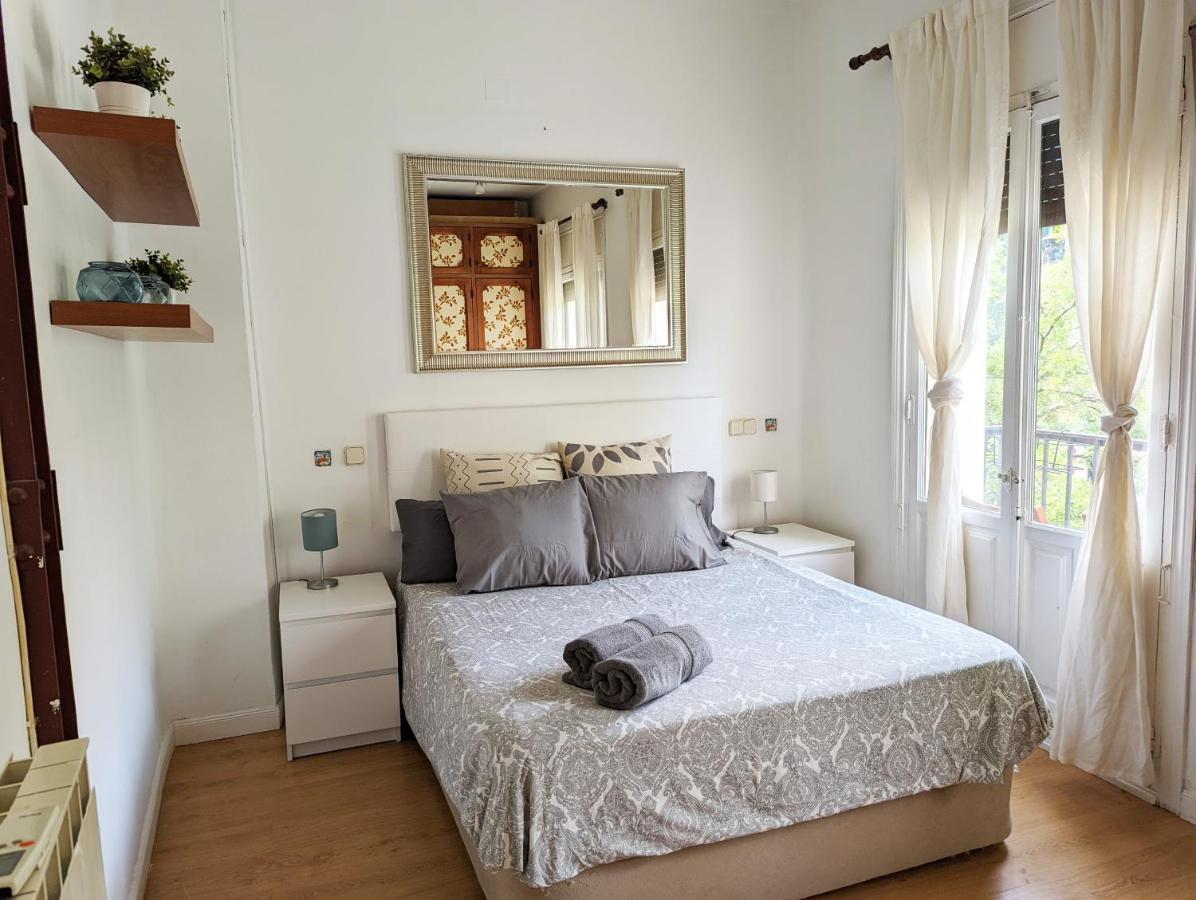 Apartamento Living Plaza de la Paja Madrid Exterior foto